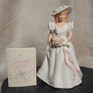 Vintage 1986 Avon Summer Bride Porcelain Figurine 6" Hand Painted Collectible